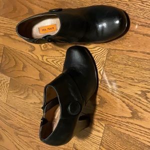 Miz Mooz booties